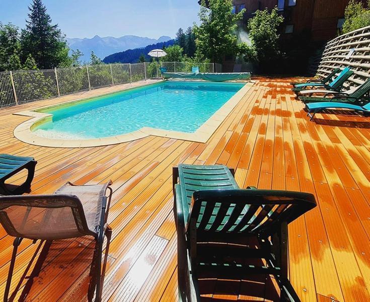 Les Petits Eterlous Appartement T3 36M2 A Puy St Vincent 1800 Alpes Du Sud 6 Personnes Parking Prive Couvert Puy-Saint-Vincent Buitenkant foto